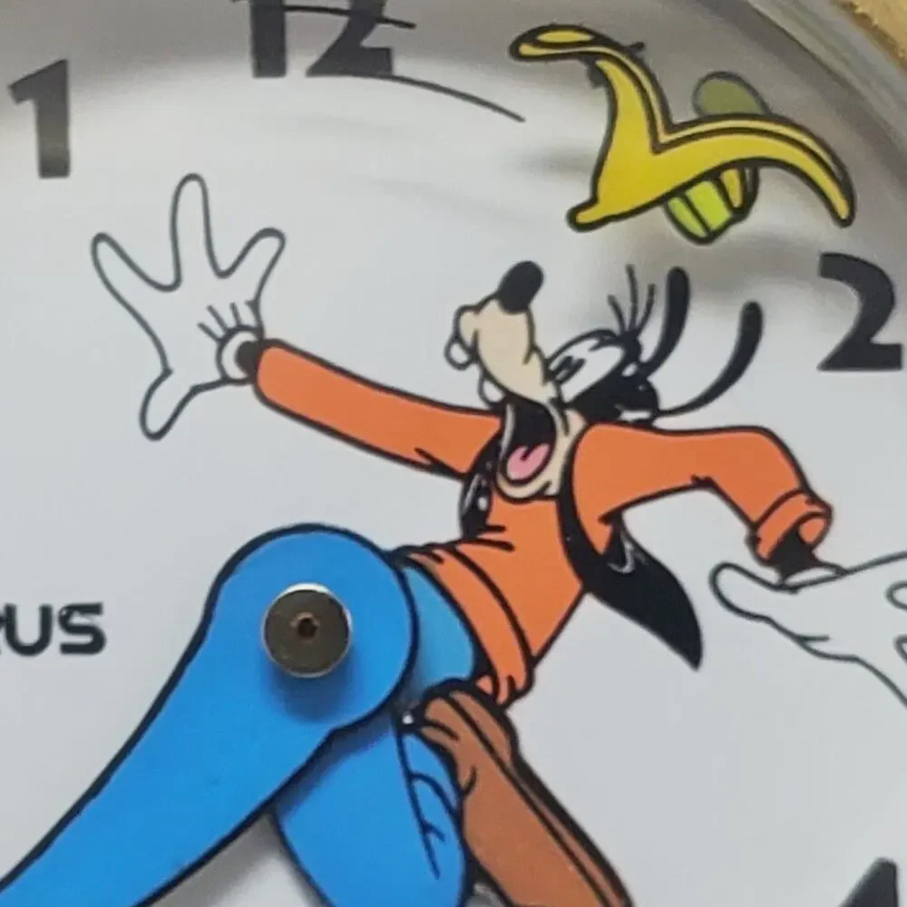 Rare Disney X Lorus Goofy Slipping on a Banana Watch H2F
